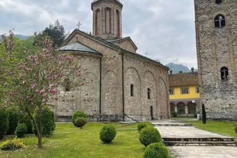 Izleti manastir raca