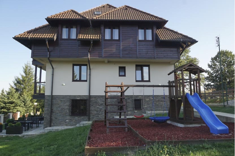 relax apartmani tara dečije igralište